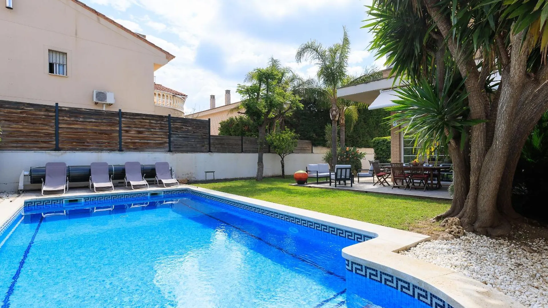 Martorell Planet Costa Dorada Cambrils 0*,  Spanien